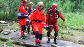 Szkolenie rescue team w ekstremalnych warunkach 